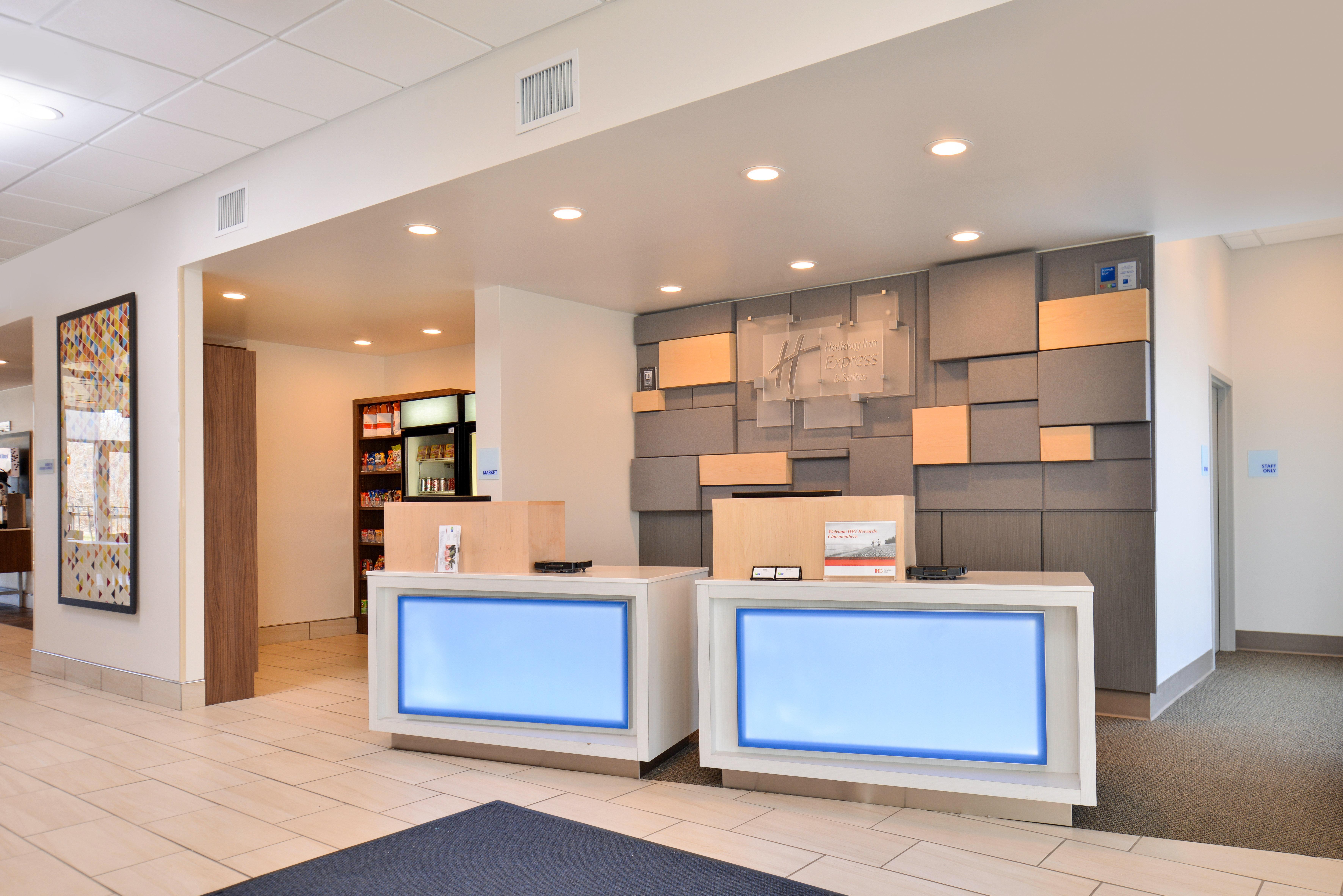 Holiday Inn Express & Suites Farmington Hills - Detroit By Ihg Dış mekan fotoğraf