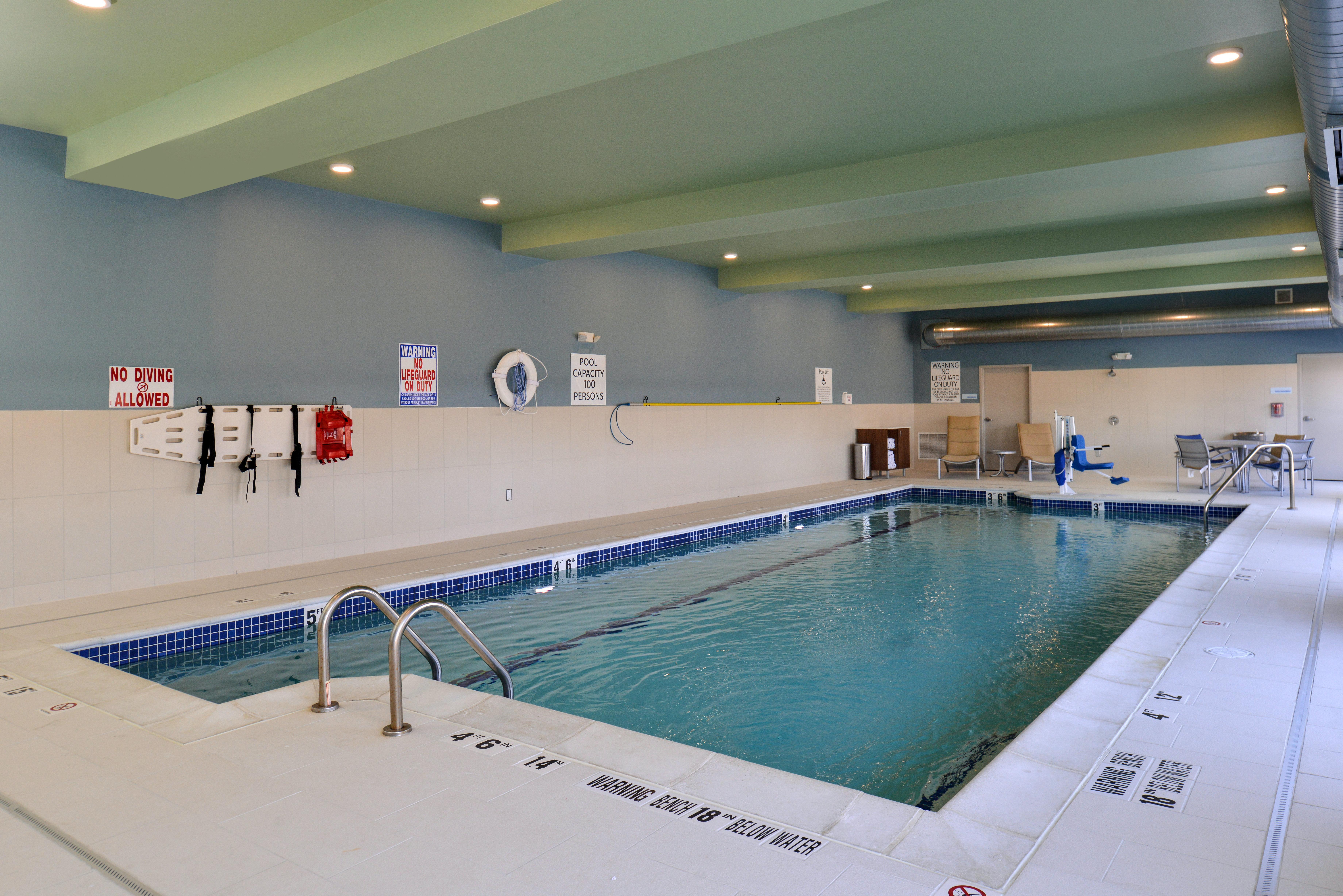 Holiday Inn Express & Suites Farmington Hills - Detroit By Ihg Dış mekan fotoğraf