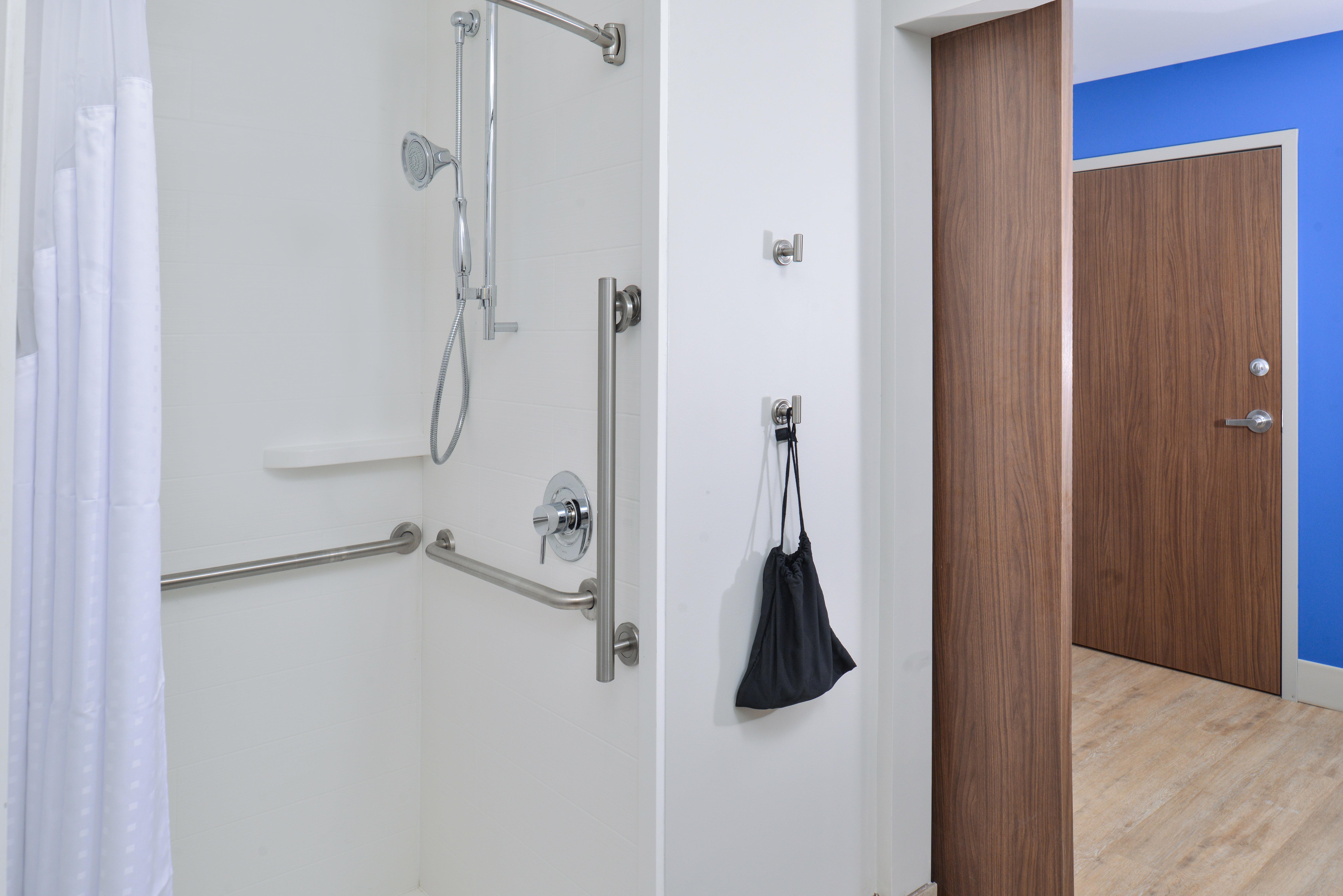 Holiday Inn Express & Suites Farmington Hills - Detroit By Ihg Dış mekan fotoğraf